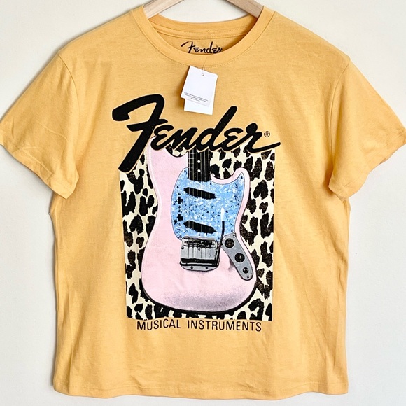 NEW Fender Guitar Retro Cheetah Graphic Yellow T Shirt Women’s size Large - Picture 3 of 7